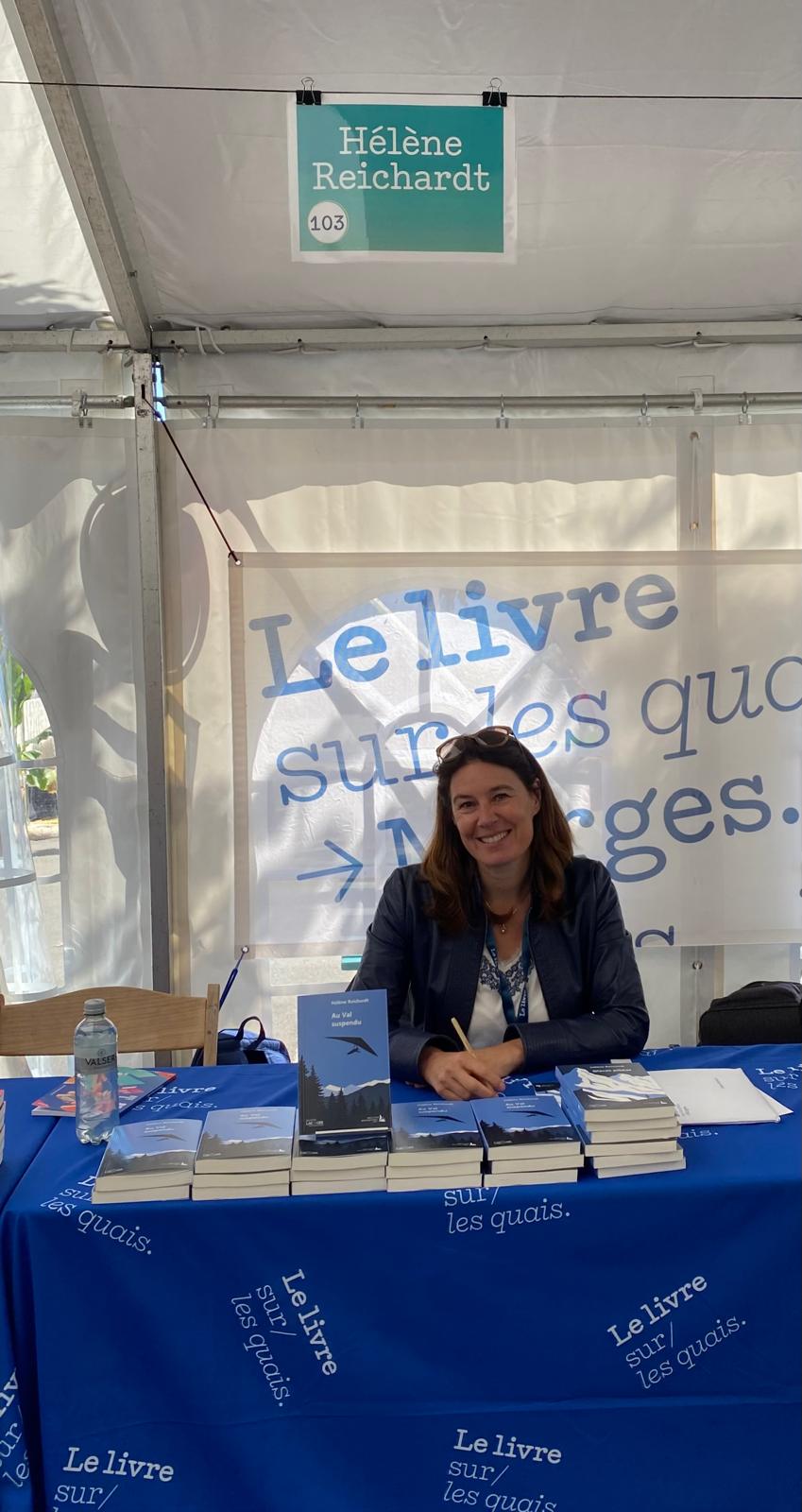 Le livre sur les quais